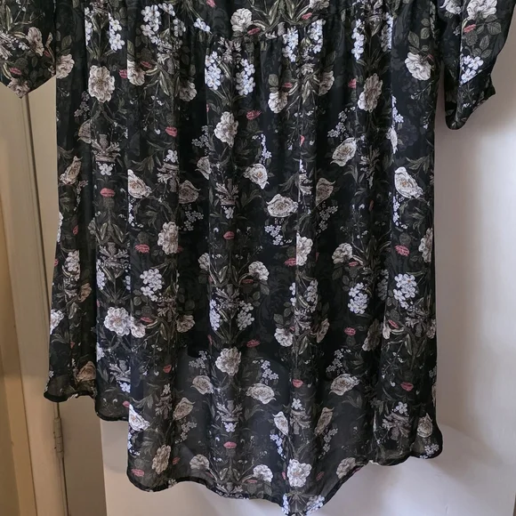 Torrid Outlander Lexie Floral Chiffon Hi-Lo Babydoll Tunic - Picture 15 of 16